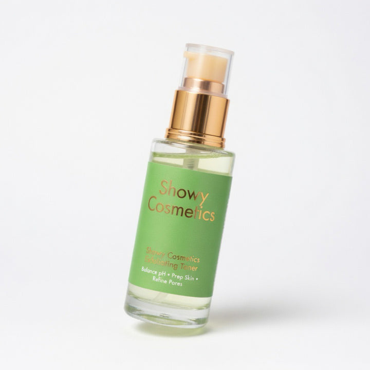 showy-exfoliating-toner